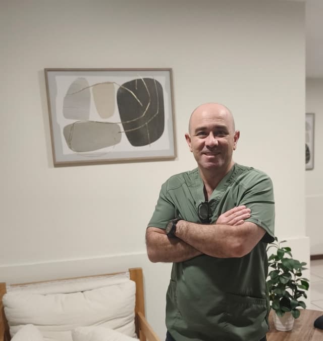 Dr. Mauricio Ortiz Solis